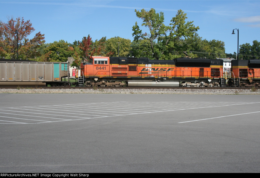 BNSF 8441